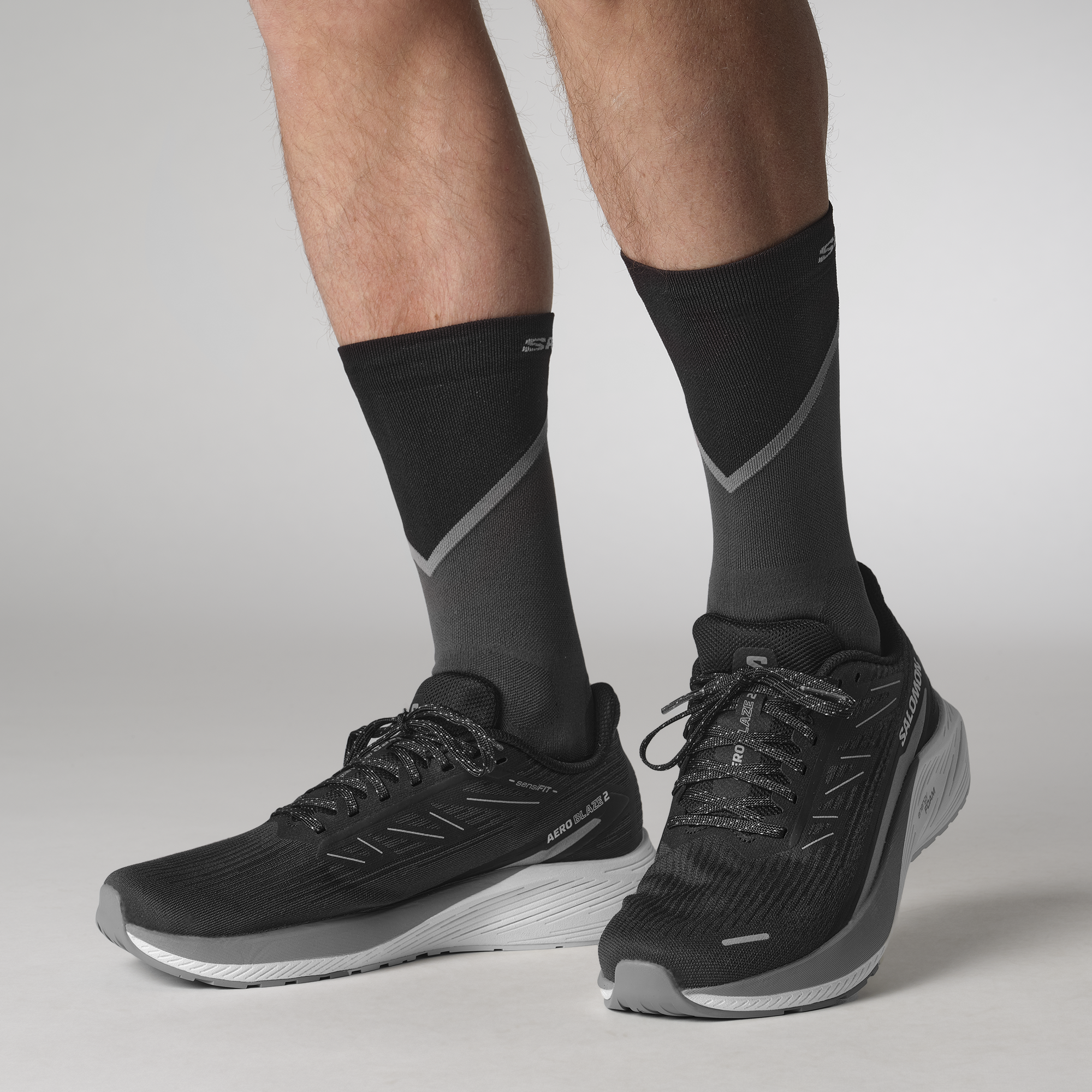 #Color_Black/Black/Sharkskin